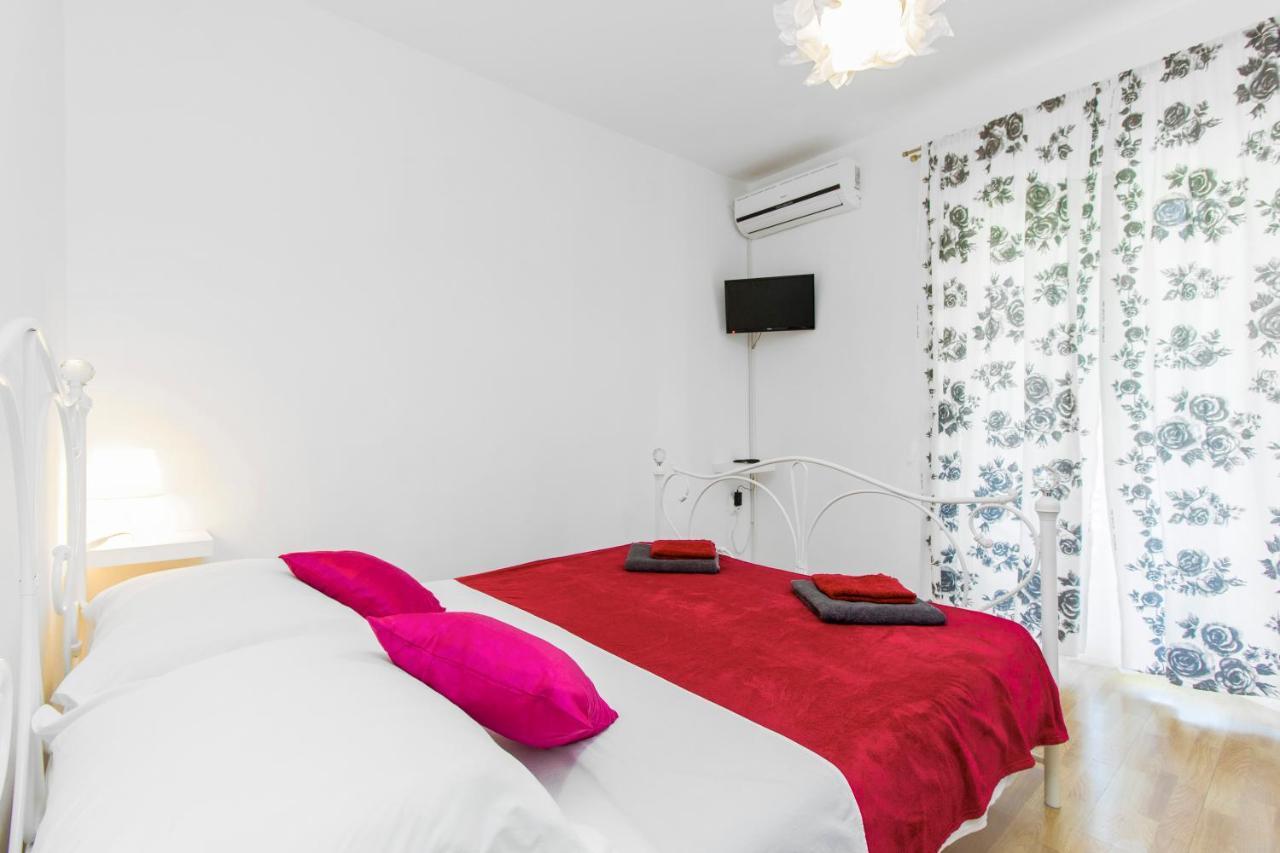 Apartmani Mariva Vodice Exterior photo