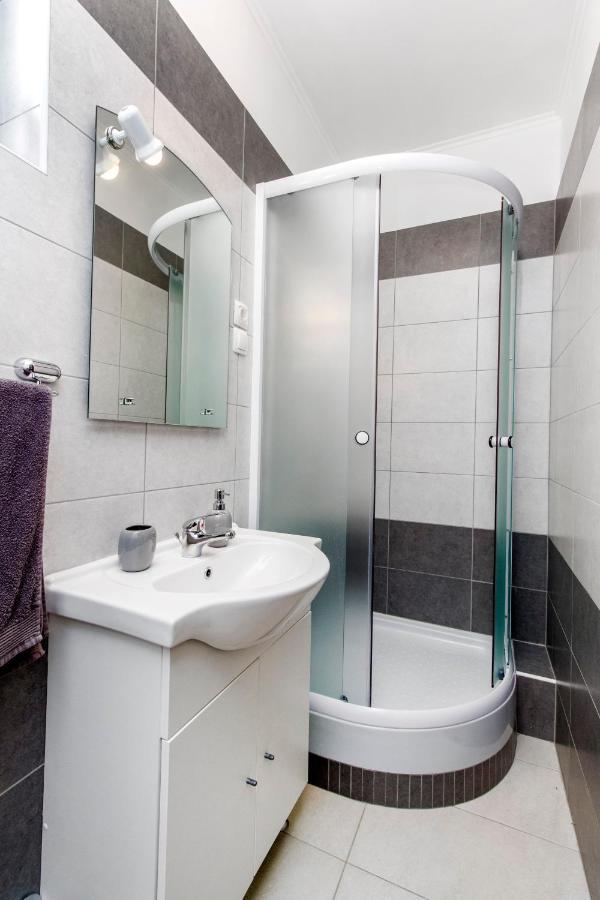 Apartmani Mariva Vodice Exterior photo