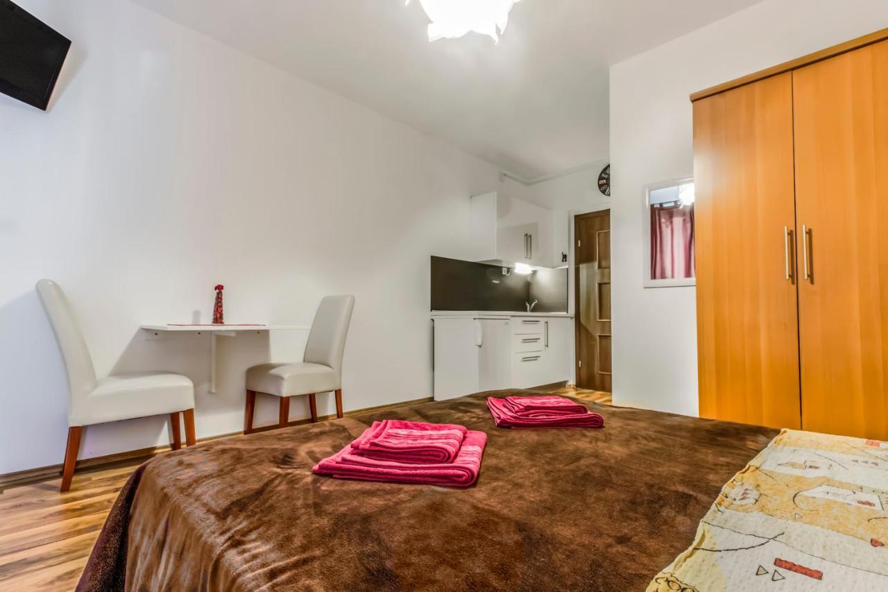Apartmani Mariva Vodice Exterior photo